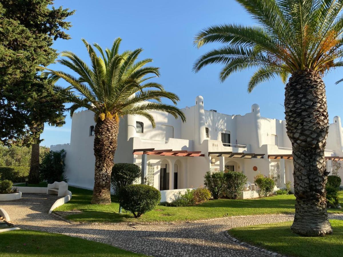 Superb Beach Townhouse At Vila Gaivota Resort Ferragudo Zewnętrze zdjęcie